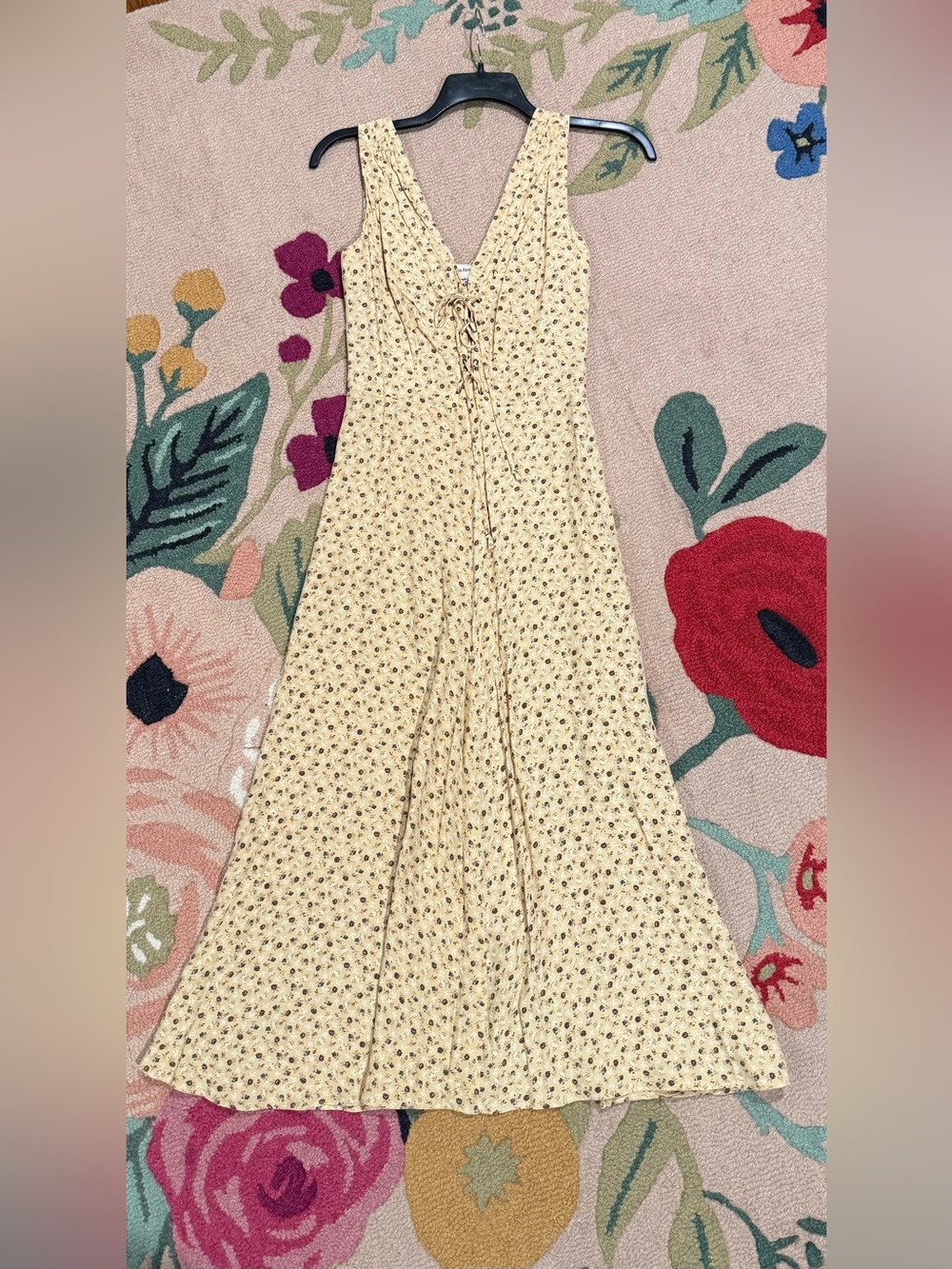 Banana Republic yellow rayon flowy dress, sz 4